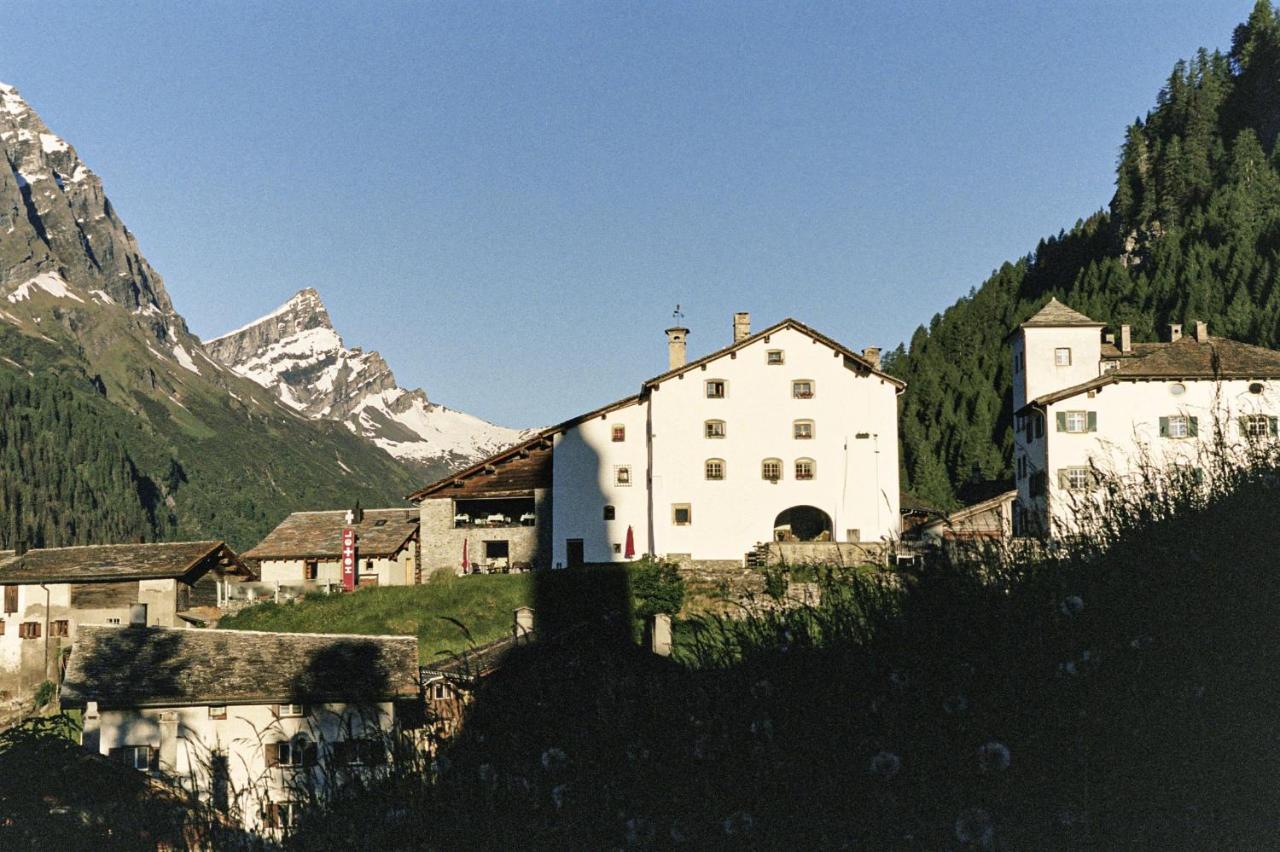 Hotel Weiss Kreuz Splügen Εξωτερικό φωτογραφία